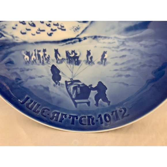 B&G Copenhagen 1972 Christmas Plate Christmas in Greenland Denmark 7" - Picture 4 of 6